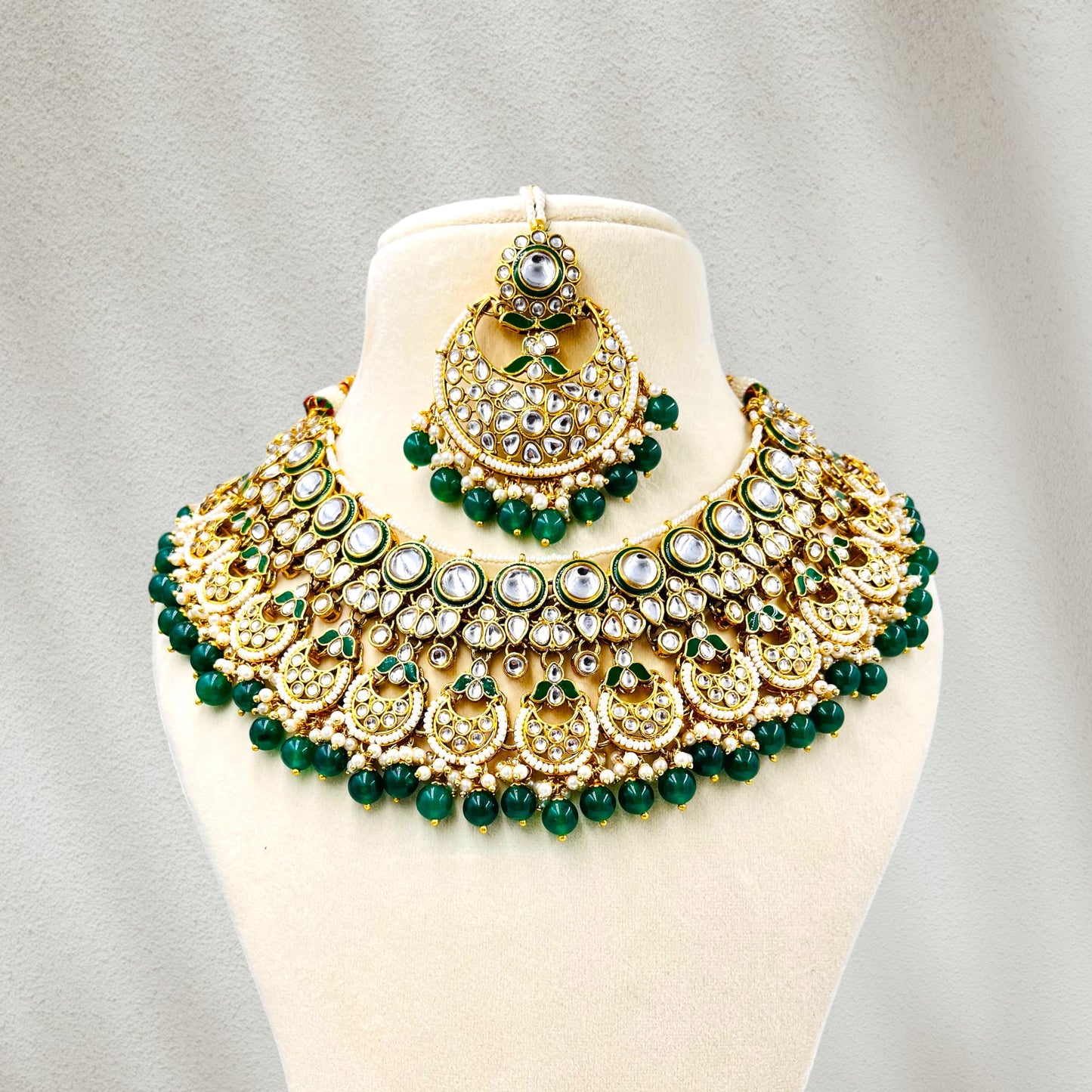 Emerald Roshni Kundan Necklace