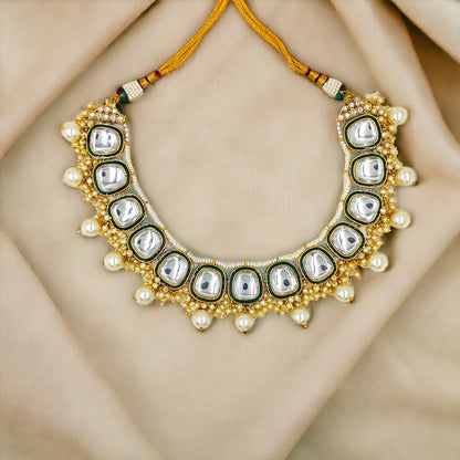 Ivory Kavya Kundan Necklace